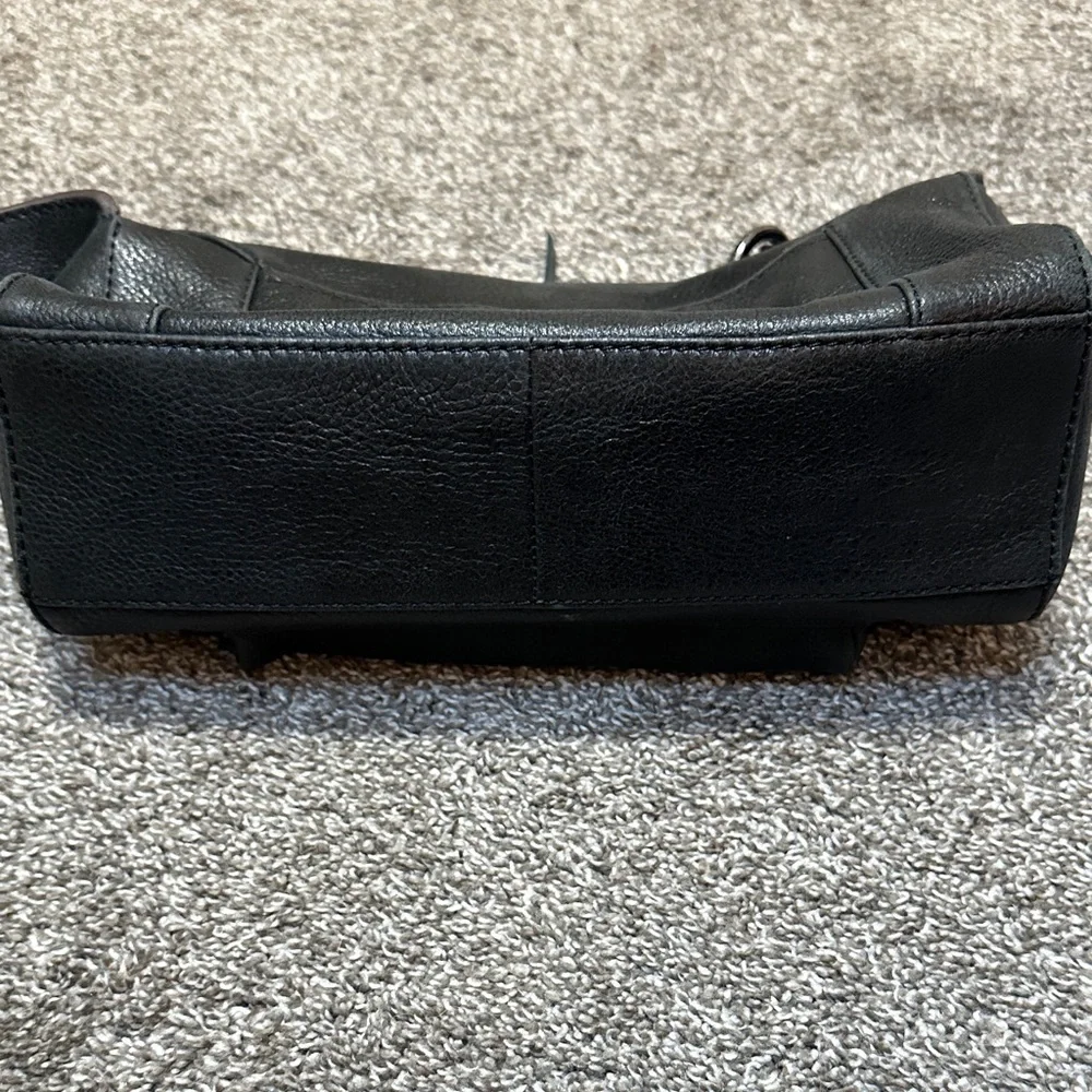 Aimee Kestenberg Bleecker Black Shimmer Leather Shoulder Bag - Picture 6 of 12